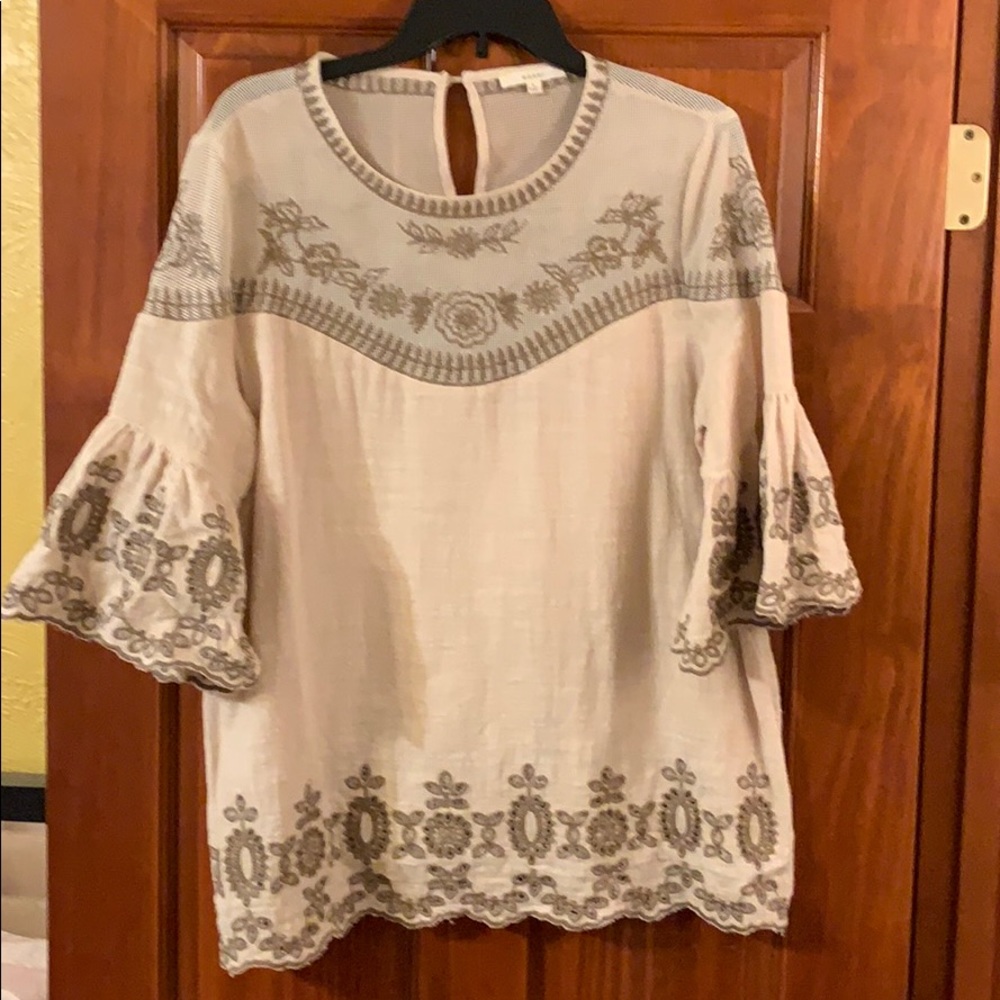Embroidered linen boho dress top